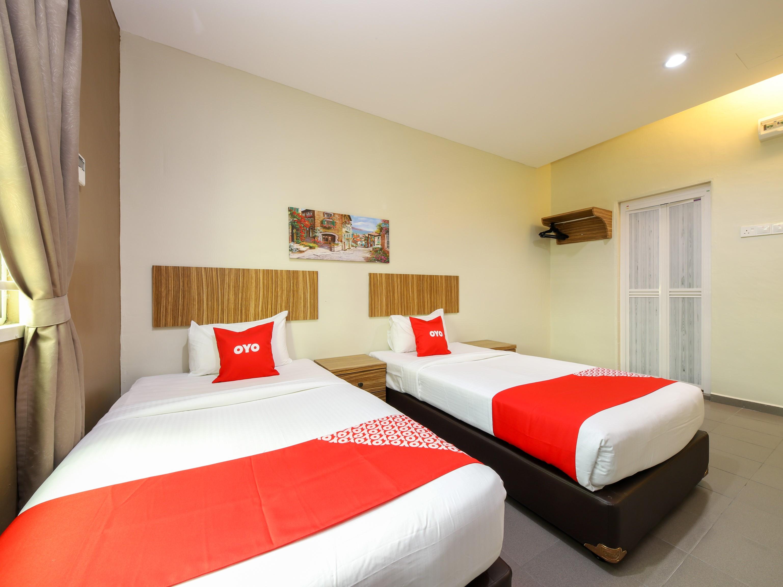 OYO 89839 Riaz Hotel Malacca Esterno foto