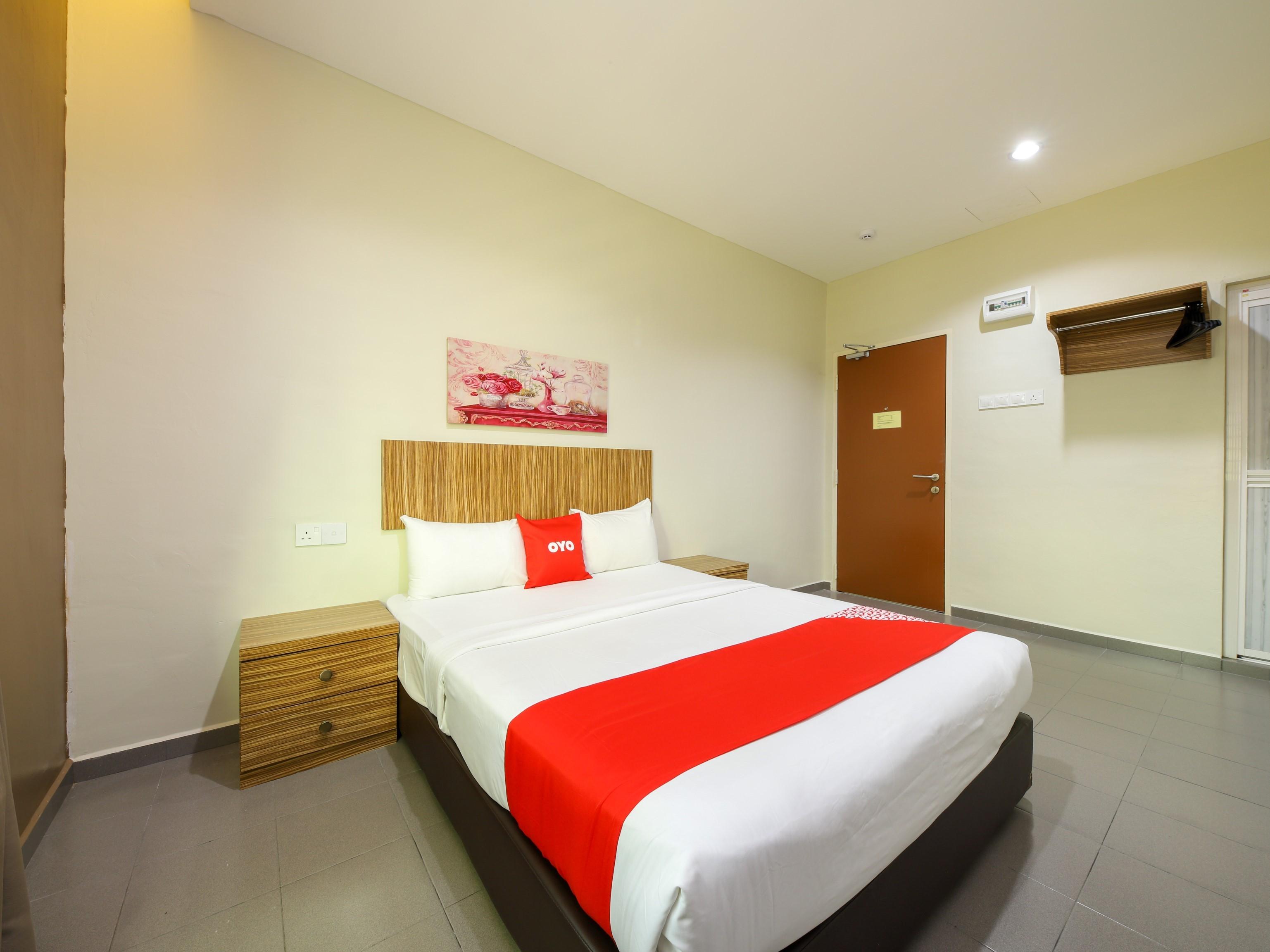 OYO 89839 Riaz Hotel Malacca Esterno foto