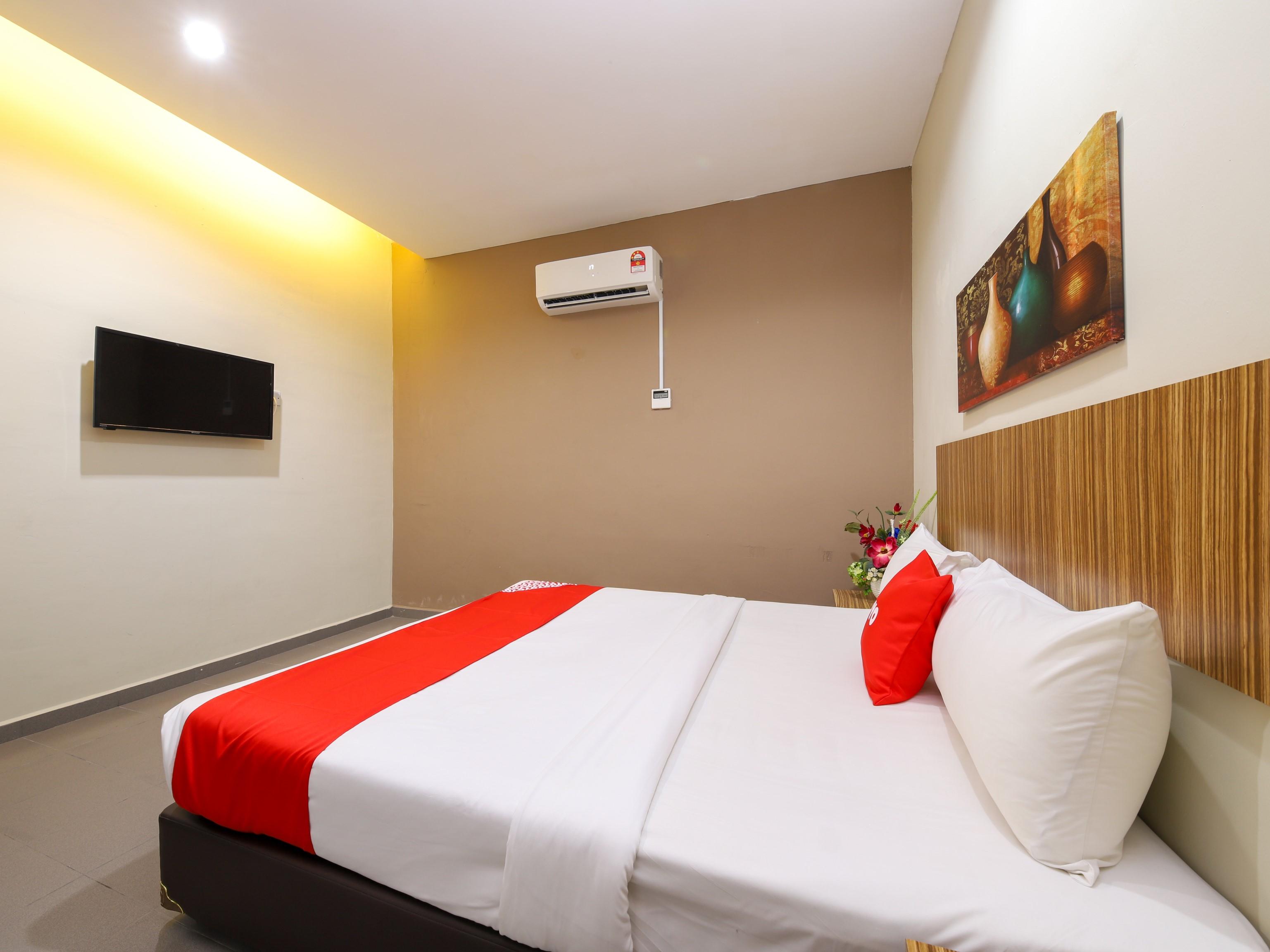 OYO 89839 Riaz Hotel Malacca Esterno foto