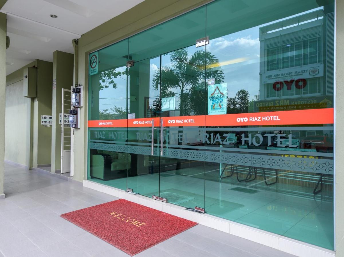 OYO 89839 Riaz Hotel Malacca Esterno foto